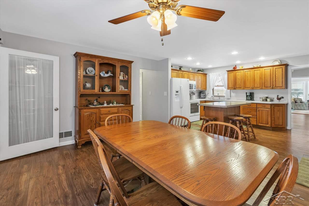 4202 Flajole Road Midland, MI 48642 - Photo 8 of 73 50065699-7.JPG