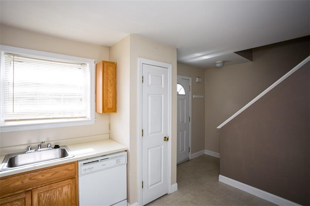 240 Barnstable Road, Unit 29 South Portland, ME 04106 - Photo 8 of 15 Photo