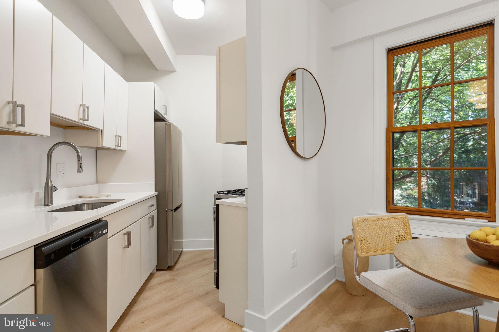 2032 Belmont Road Northwest, Unit 211 Washington, DC 20009 - Photo 31 of 63