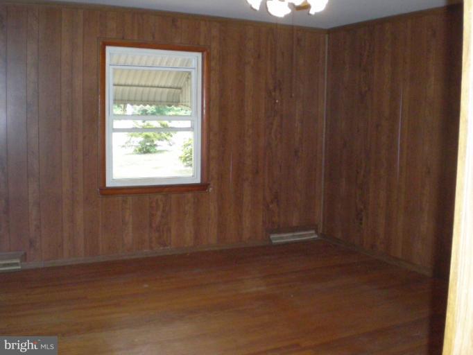 125 Dares Beach Road Prince Frederick, MD 20678 - Photo 1 of 28 Bedroom (Master)