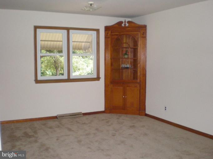 125 Dares Beach Road Prince Frederick, MD 20678 - Photo 16 of 28 Dining Room