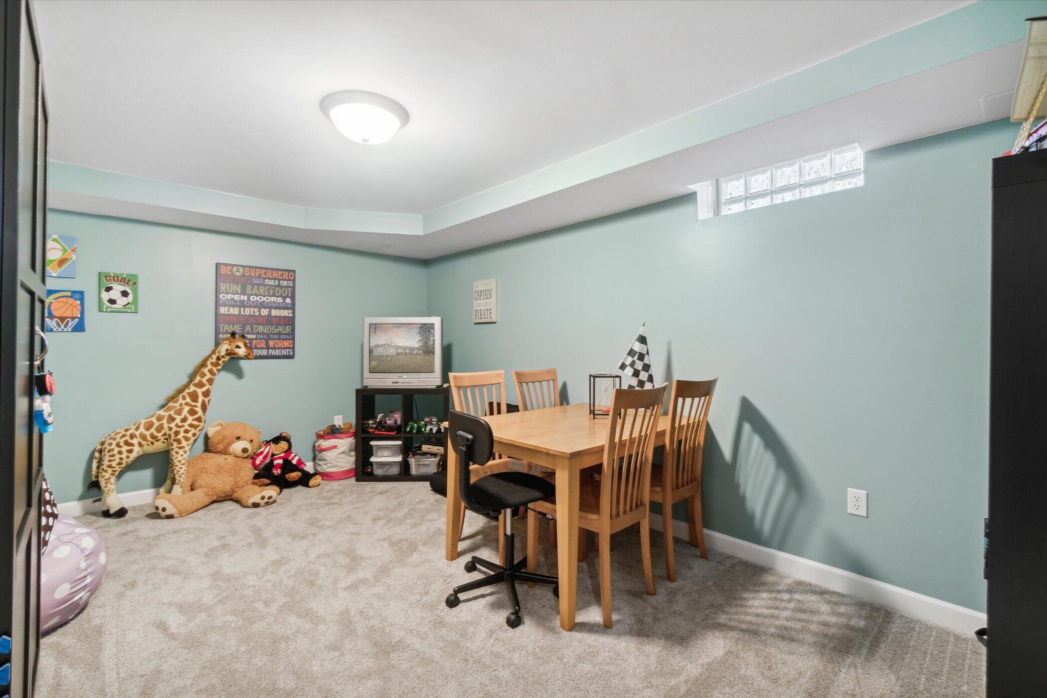 9990 Culver Road Clarklake, MI 49234 - Photo 29 of 42 29-Lower Level bonus room
