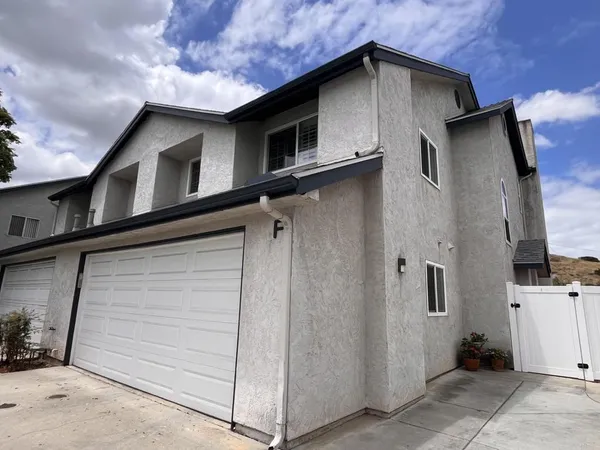 $599,000 | 1130 Sumner Avenue, Unit F, El Cajon, CA 92021