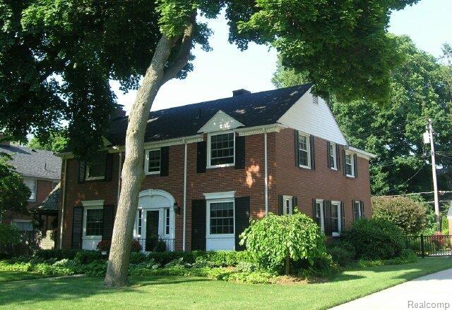 580 Pemberton Road Grosse Pointe, MI 48230 - Photo 1 of 13 580 Pemberton exterior June 09 m