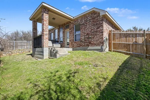 $340,000 | 7924 Branch Hollow Trail, Fort Worth, TX 76123