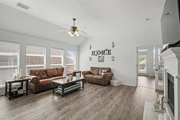 $340,000 | 7924 Branch Hollow Trail, Fort Worth, TX 76123