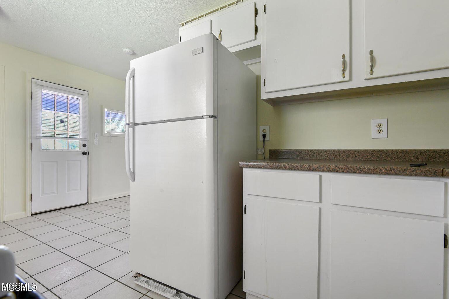 4612 Burns Street Moss Point, MS 39563 - Photo 9 of 16 9