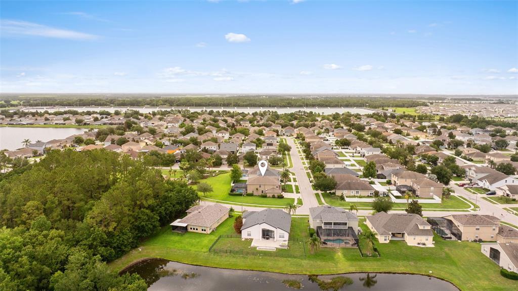 7627 Rathdown Lane Wesley Chapel, FL 33545 - Photo 39 of 57
