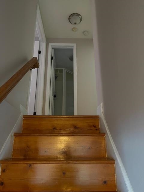 28 Emerson Street Ridgefield Park, NJ 07660 - Photo 16 of 22