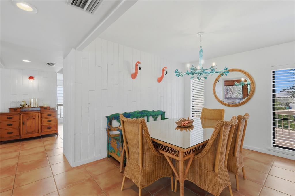727 Jacaranda Road Anna Maria, FL 34216 - Photo 5 of 44 Gallery Image 5