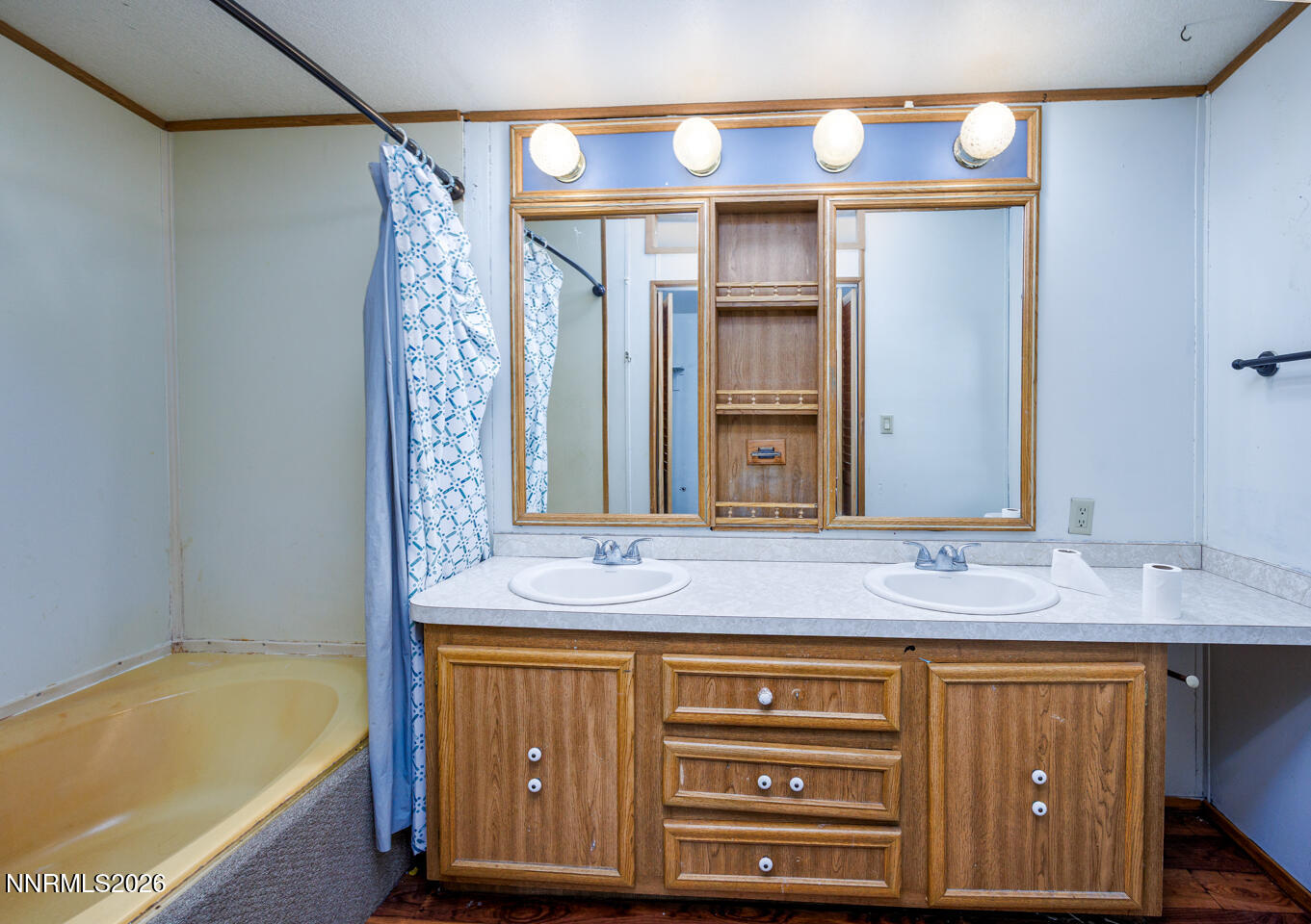 5465 Caleb Drive Fallon, NV 89406 - Photo 16 of 23 a bathroom with a granite countertop sink and a mirror