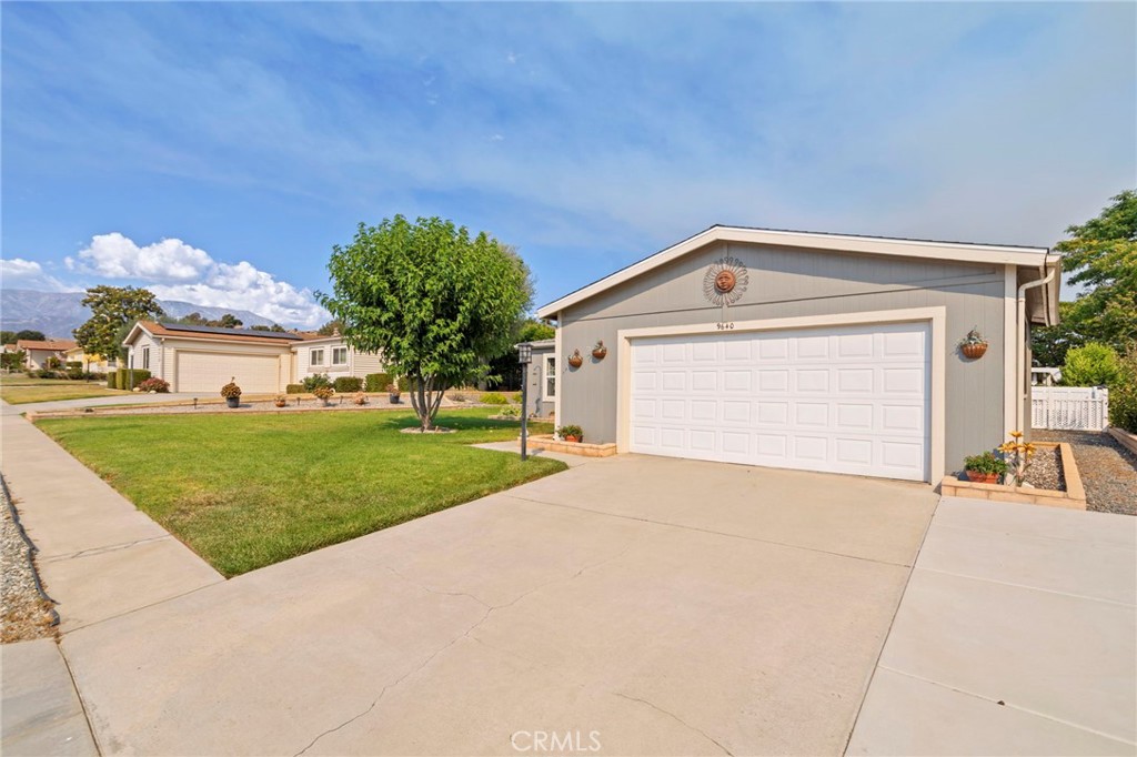 9640 Sharondale Road Calimesa, CA 92320 - Photo 8 of 44