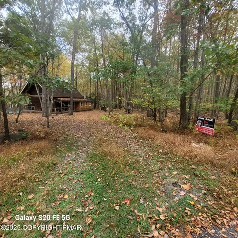 a view of sign board