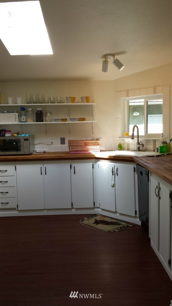 3455 Southeast Bloomfield Road Shelton, WA 98584 - Photo 6 of 16 Gallery Image 6