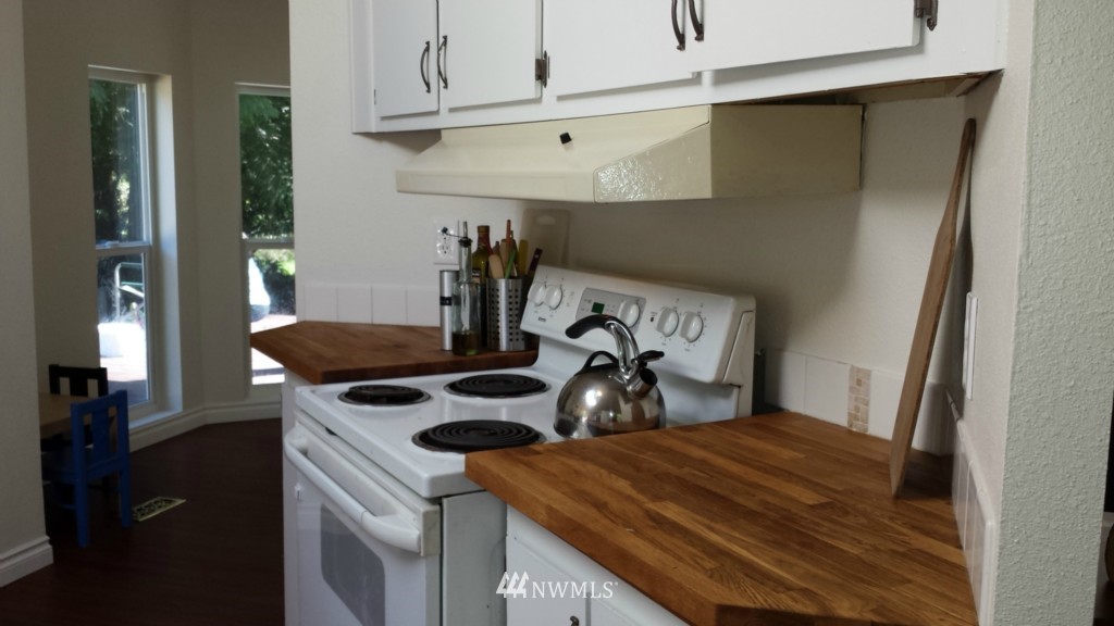 3455 Southeast Bloomfield Road Shelton, WA 98584 - Photo 7 of 16 Gallery Image 7