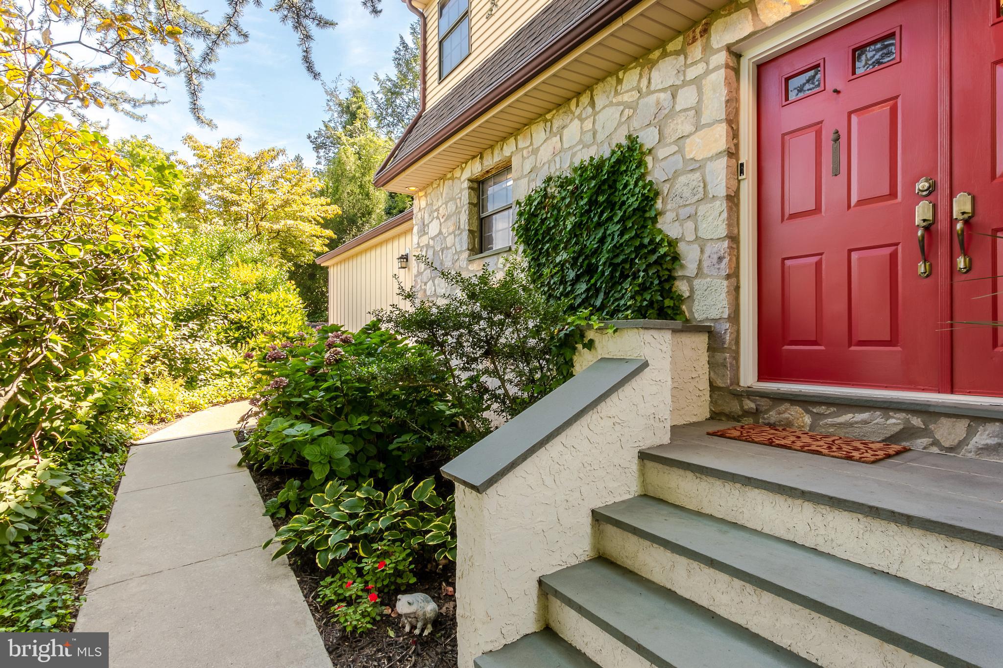 18 Rosedale Road Wynnewood, PA 19096 - Photo 2 of 27