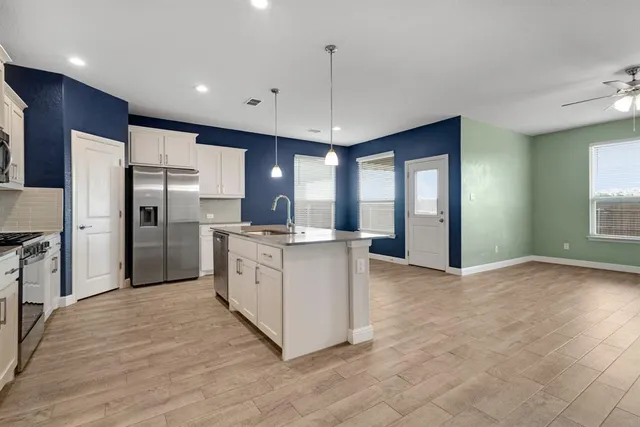 $2,300 | 756 Finchley Drive, Fort Worth, TX 76247