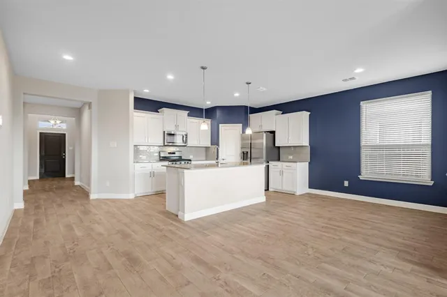 $2,300 | 756 Finchley Drive, Fort Worth, TX 76247