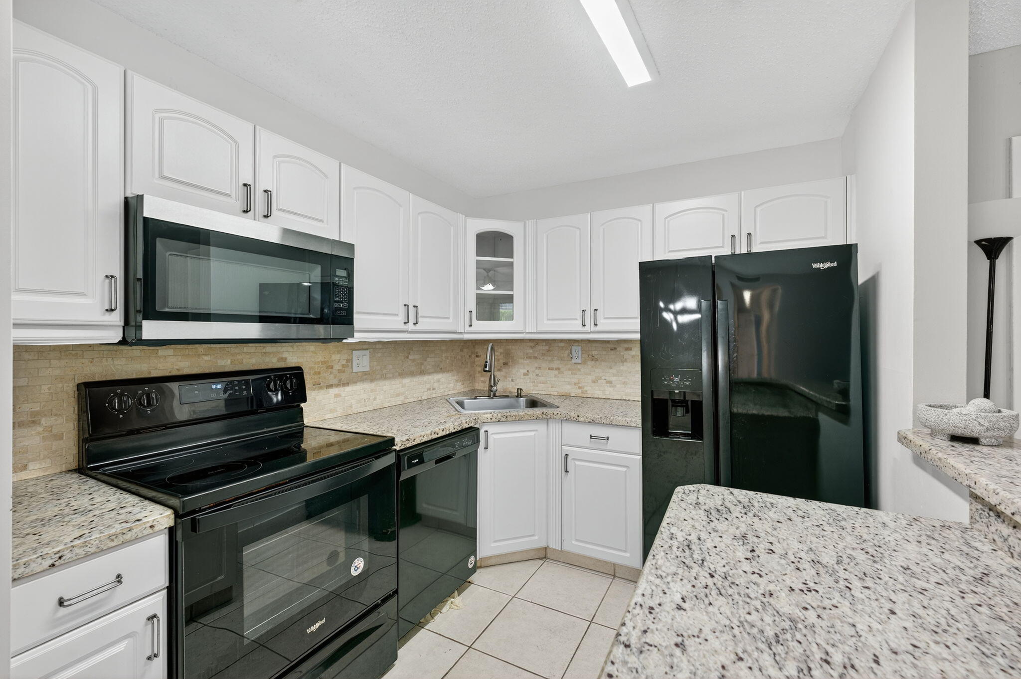 9441 West McNab Road, Unit 111 Tamarac, FL 33321 - Photo 11 of 27 Kitchen