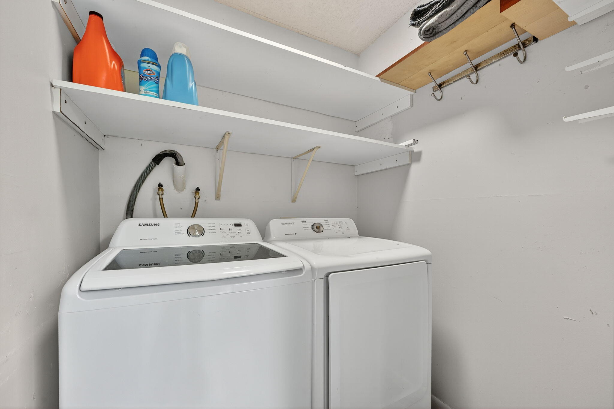 9441 West McNab Road, Unit 111 Tamarac, FL 33321 - Photo 25 of 27 Laundry