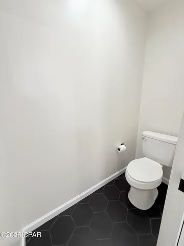 $2,400 | 334 Hidden Island Drive, Panama City Beach, FL 32408