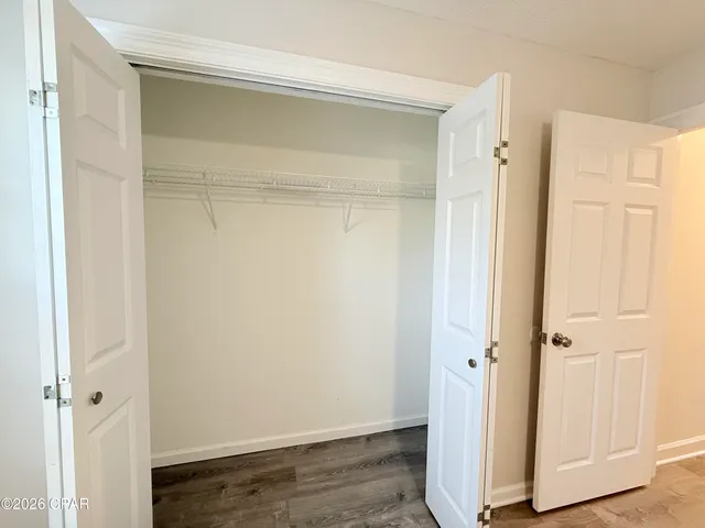 $2,400 | 334 Hidden Island Drive, Panama City Beach, FL 32408