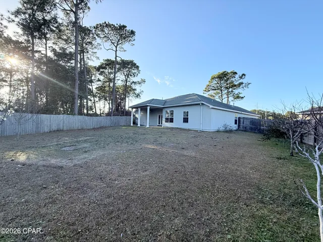 $2,400 | 334 Hidden Island Drive, Panama City Beach, FL 32408