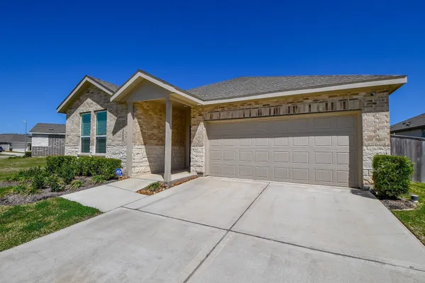 $2,700 | 26610 Coast Redwood Drive, Katy, TX 77493