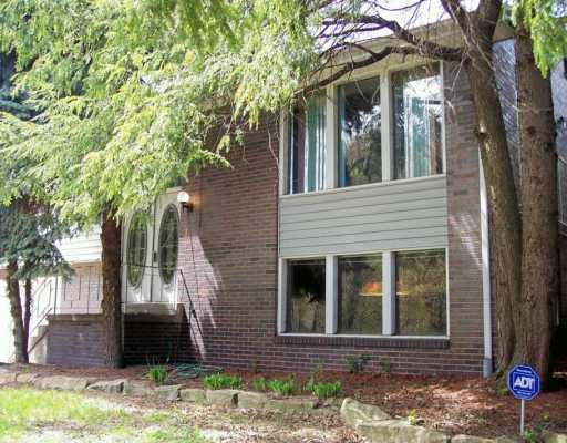 187 McIntyre Road Pittsburgh, PA 15237 - Photo 1 of 8 Gallery Image 1