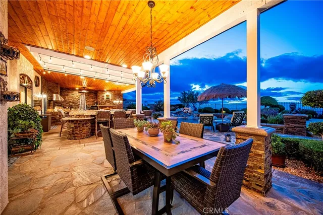 $969,000 | 6723 Sycamore Lane, Palmdale, CA 93551