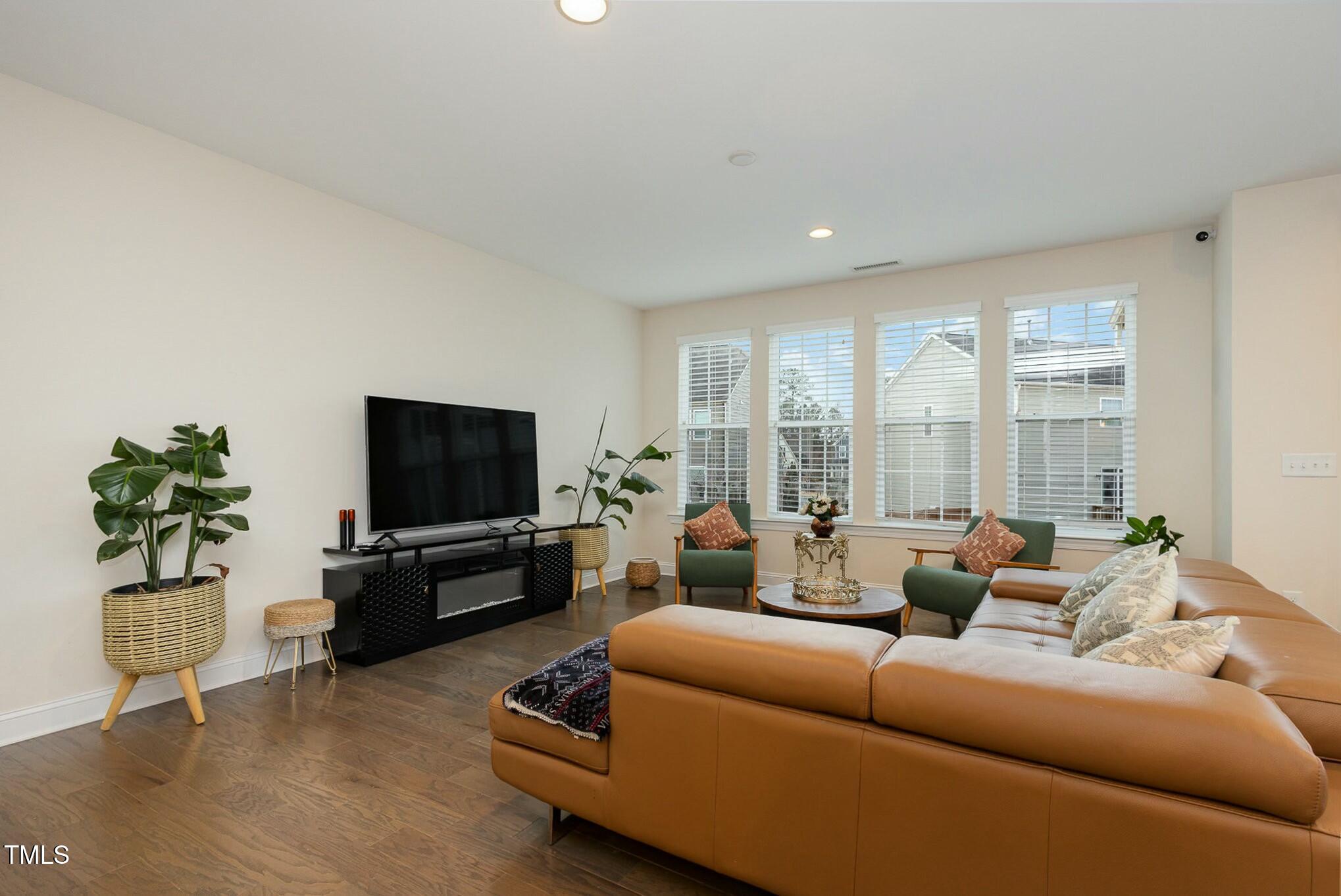 211 Morningside Drive Durham, NC 27713 - Photo 5 of 31 tempImage8zdPmM