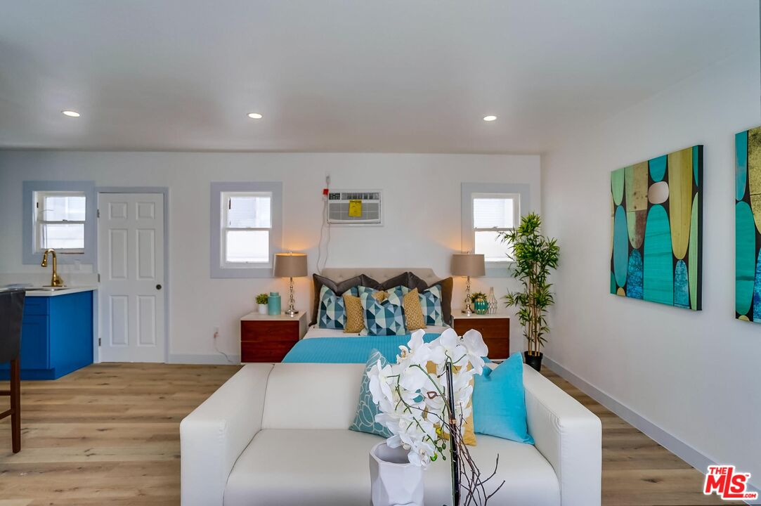 1208 Daisy Avenue Long Beach, CA 90813 - Photo 12 of 22
