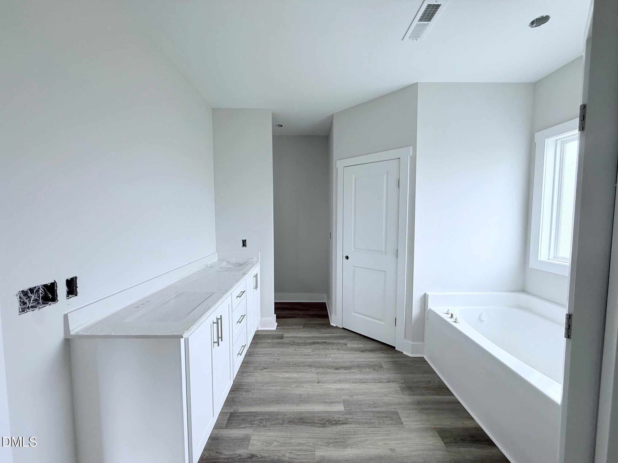 430 Chic Ennis Road Benson, NC 27504 - Photo 14 of 24 Spacious Primary Bath
