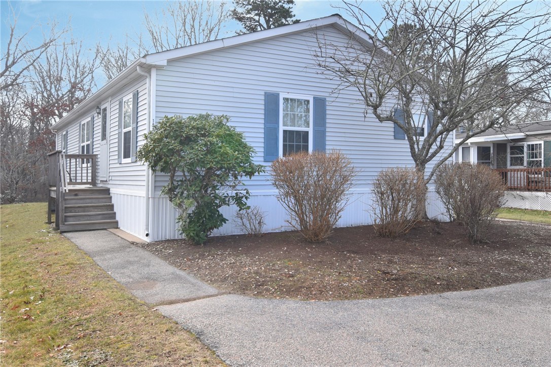 199 Little Pond Road, South Kingstown, RI 02879 Compass
