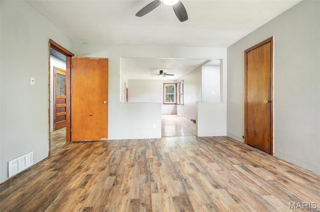 217 West Walnut Street Benld, IL 62009 - Photo 7 of 27