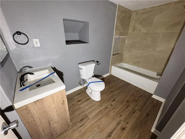 $99,000 | 4015 Linwood Boulevard, Kansas City, MO 64128