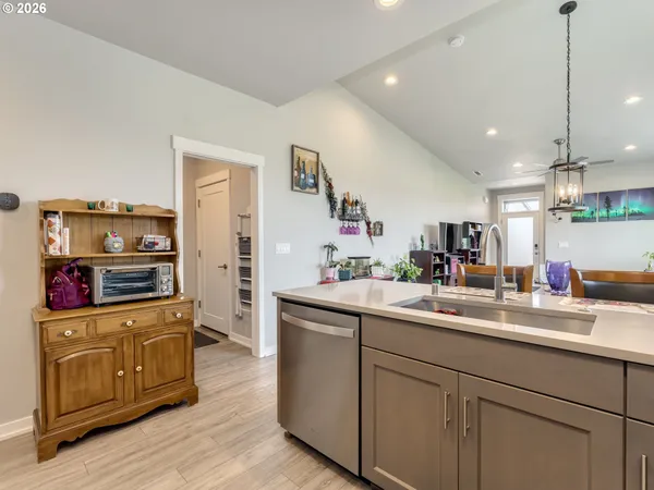 $435,000 | 13213 Northeast 99th Way, Vancouver, WA 98682