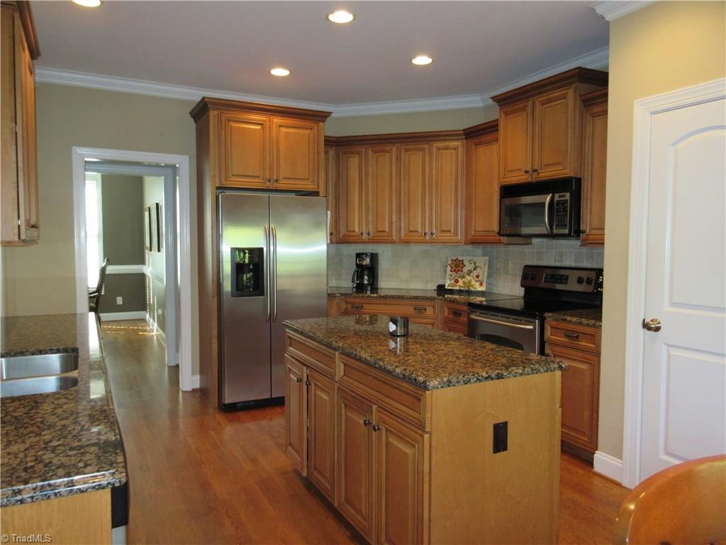 208 Ashbrook Road Thomasville, NC 27360 - Photo 5 of 14 Gallery Image 5