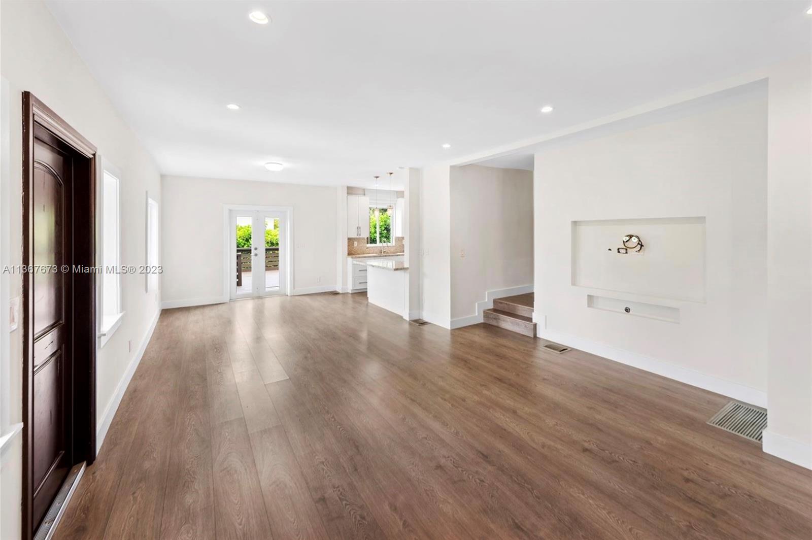 7055 Sunset Drive Miami, FL 33143 - Photo 11 of 43