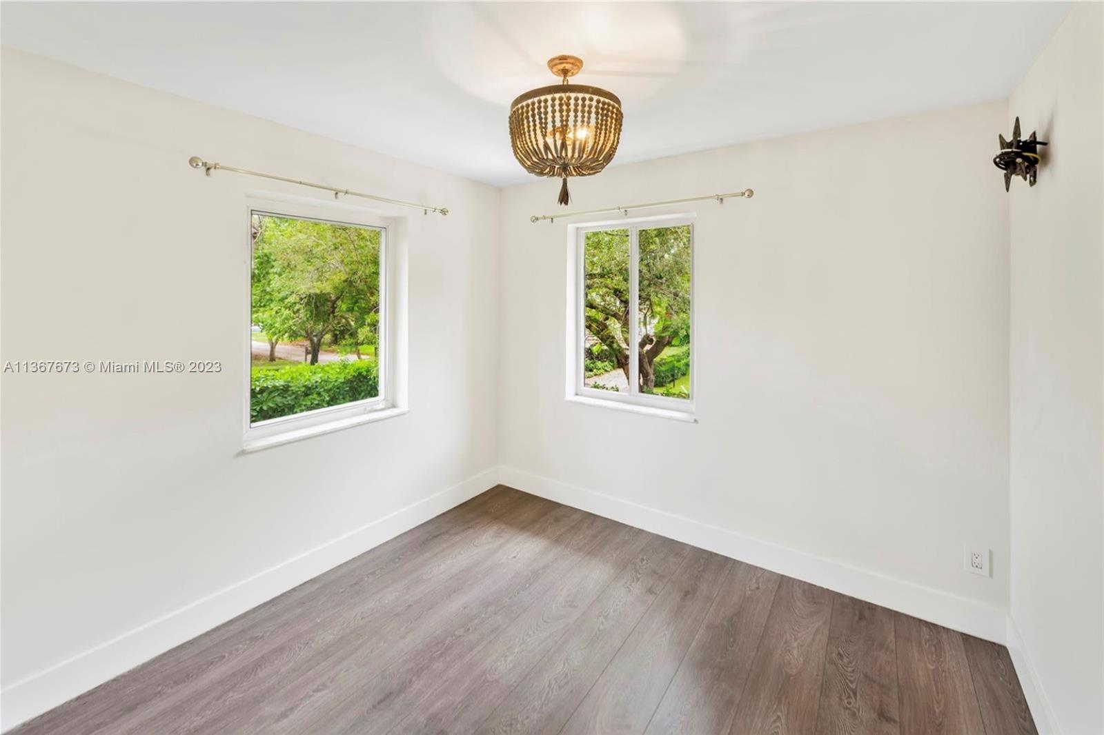 7055 Sunset Drive Miami, FL 33143 - Photo 30 of 43