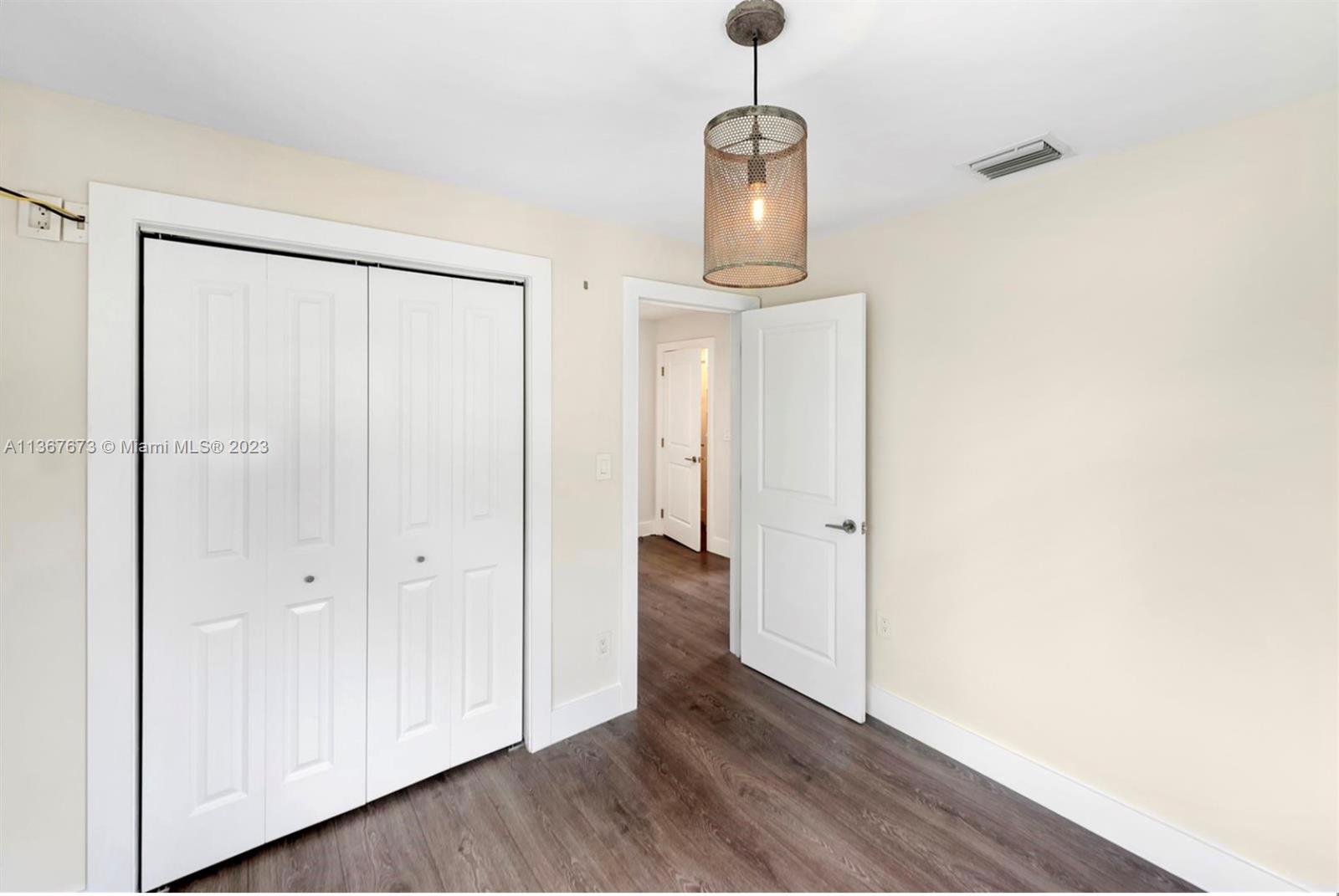 7055 Sunset Drive Miami, FL 33143 - Photo 33 of 43