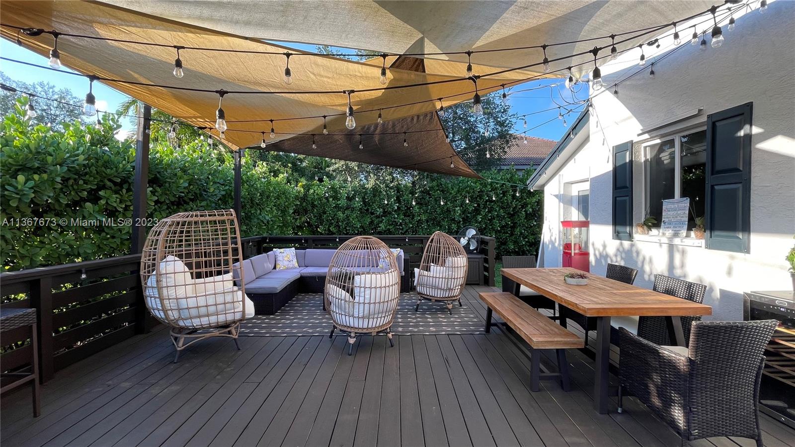 7055 Sunset Drive Miami, FL 33143 - Photo 10 of 43