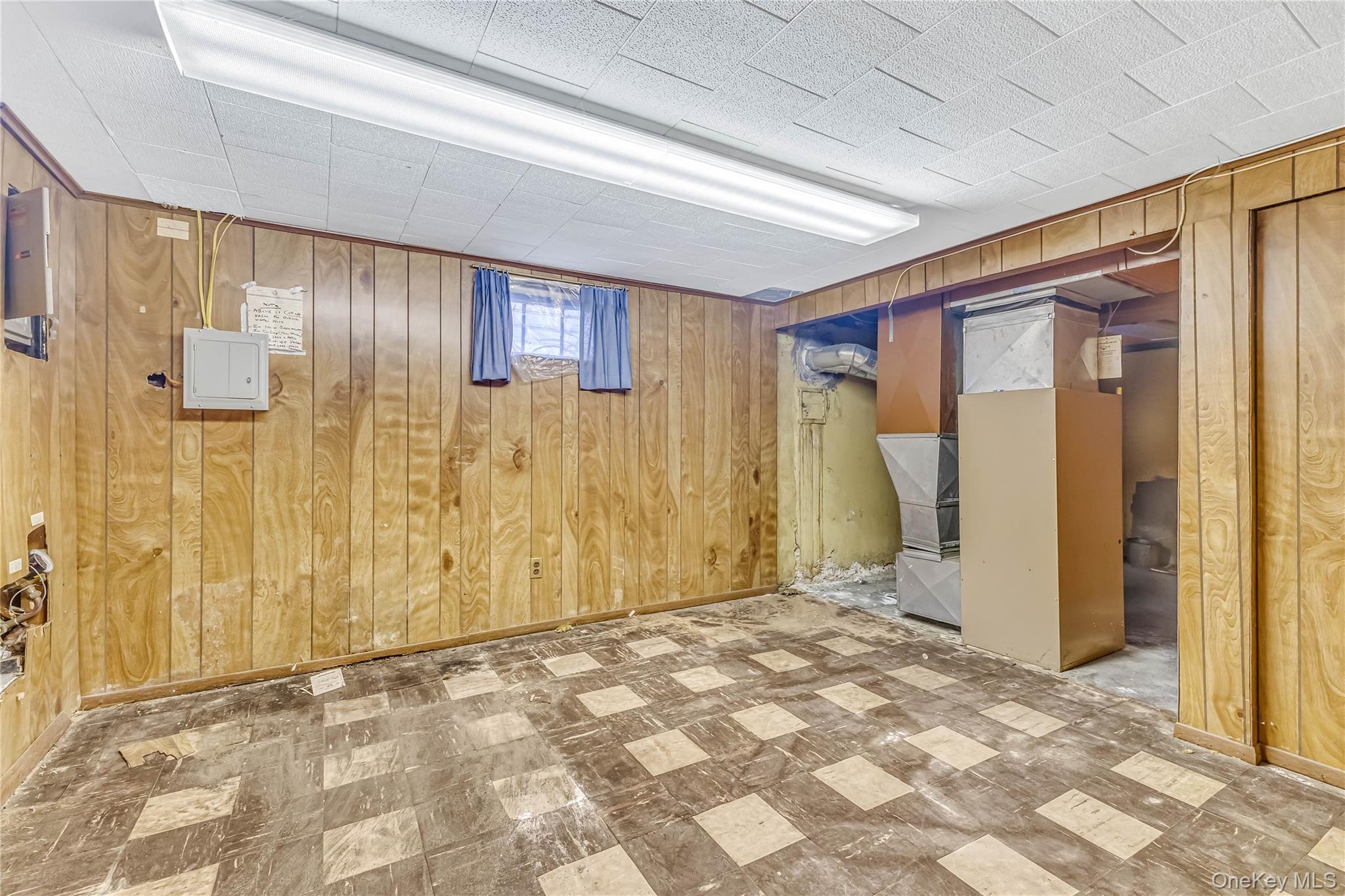 1501 Howell Road Valley Stream, NY 11580 - Photo 34 of 44