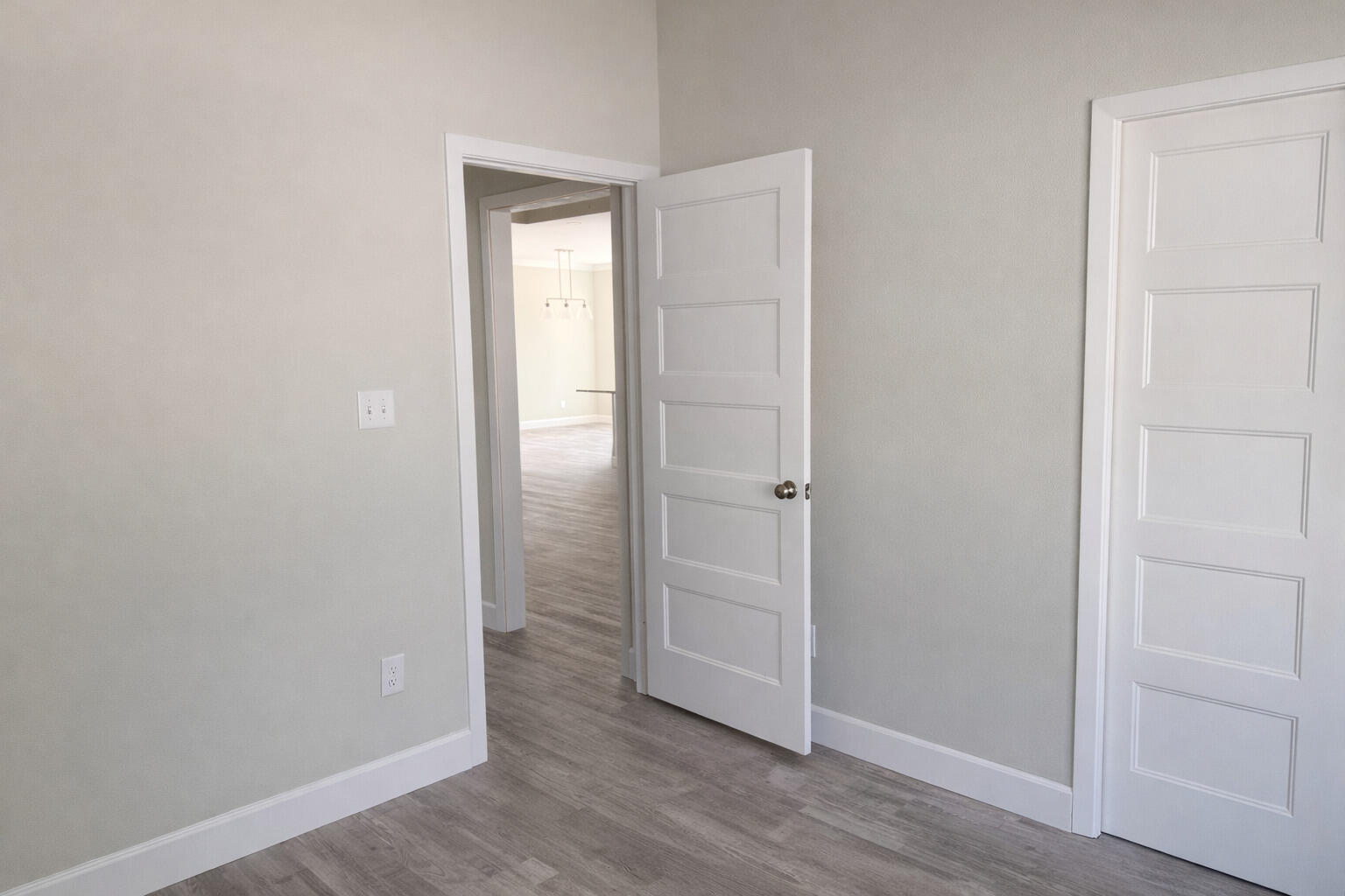 2162 Nina Street Navarre, FL 32566 - Photo 15 of 16 Guestroom_1