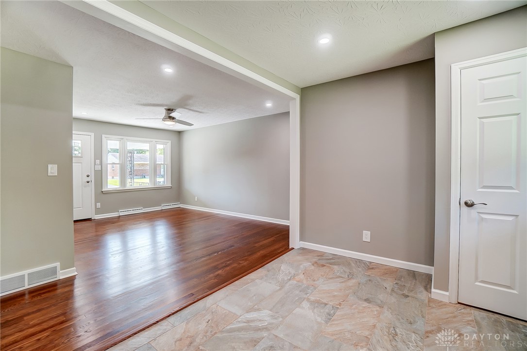 1369 Falke Drive Riverside, OH 45432 - Photo 14 of 44