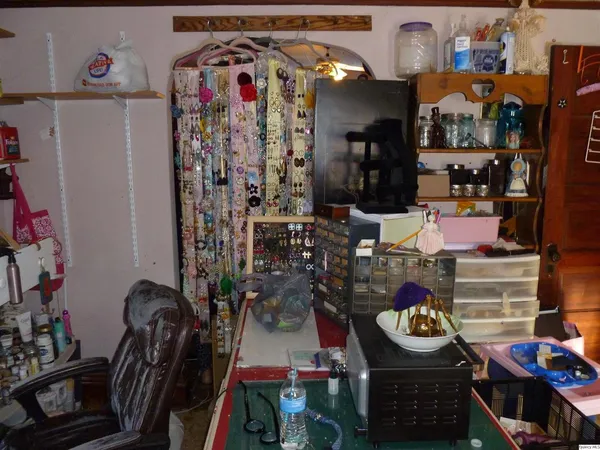 $45,000 | 390 West 4th Street, Dallas City, IL 62330