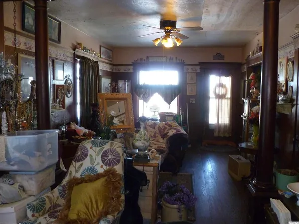 $45,000 | 390 West 4th Street, Dallas City, IL 62330