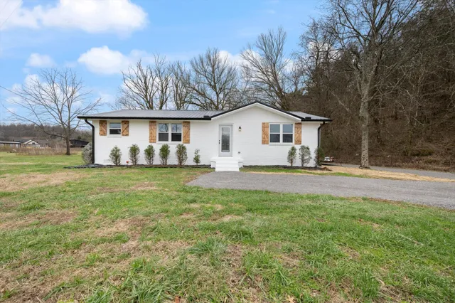 $409,000 | 990 Norton Branch Road, Beechgrove, TN 37018
