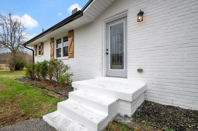 $409,000 | 990 Norton Branch Road, Beechgrove, TN 37018