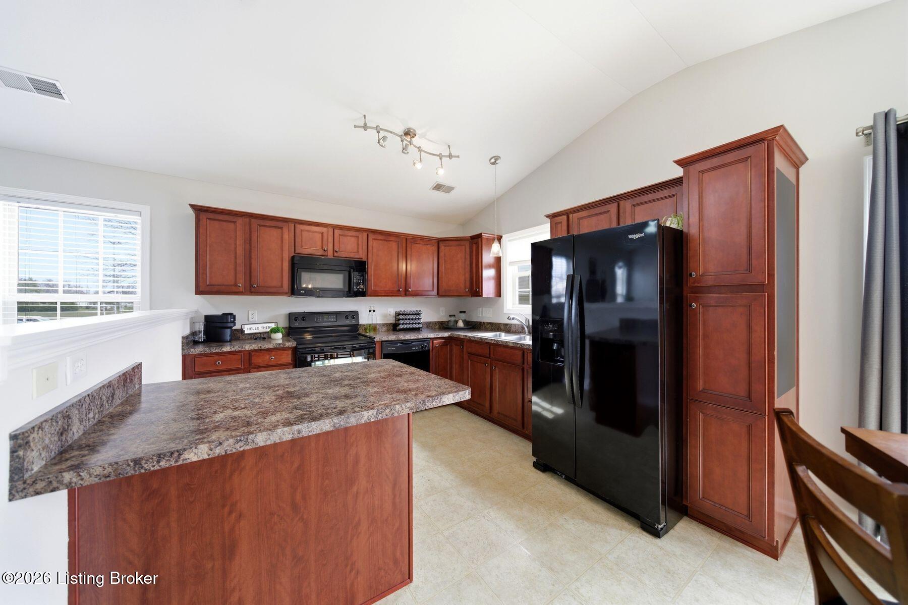 1885 Millbank Road Lexington, KY 40511 - Photo 20 of 63 photo_online_019